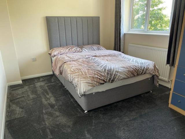 3 Bedroom Mid Terraced House Grays Esterno foto